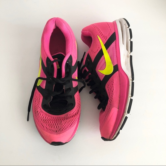 nike women neon